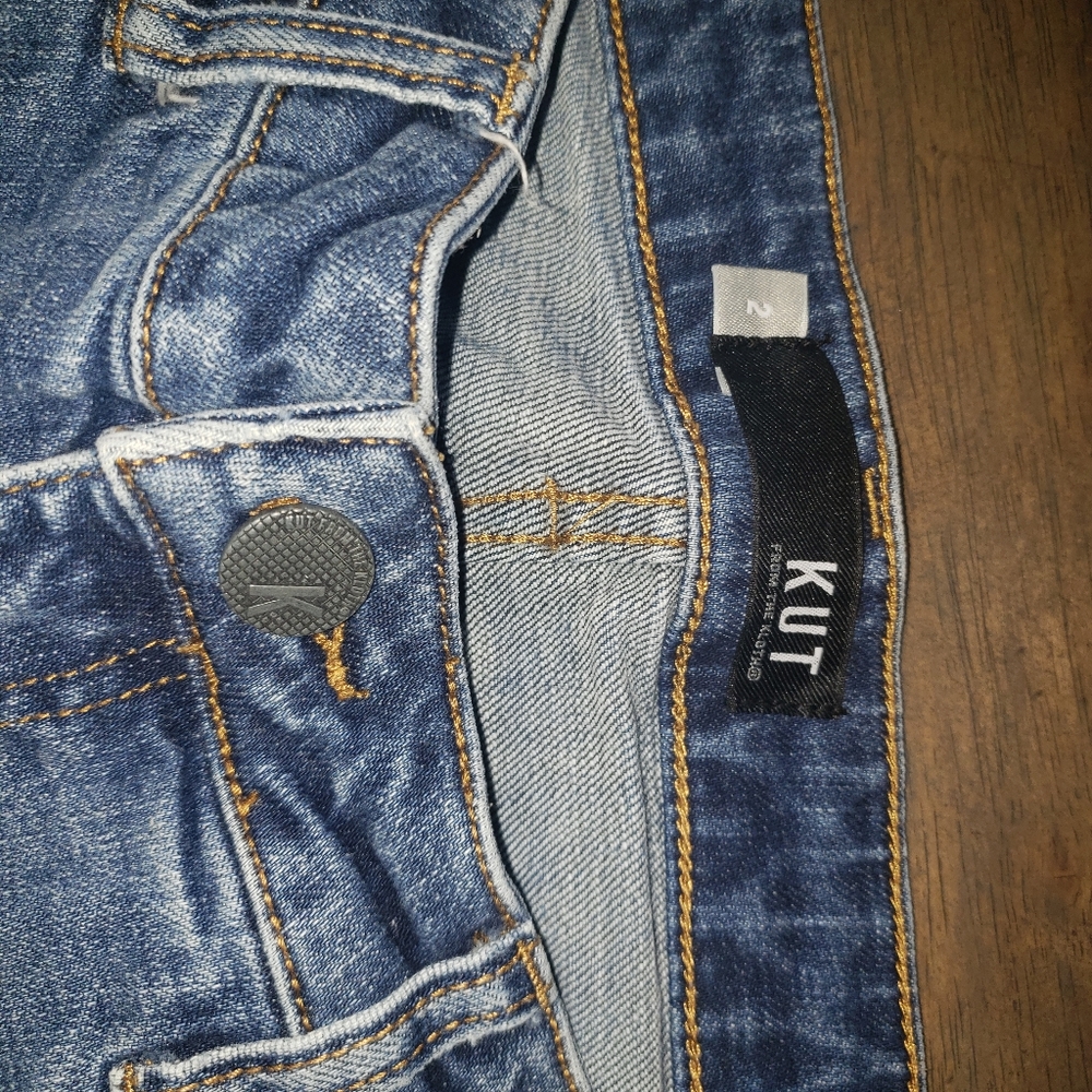Kut From The Kloth Jeans size 2 Catherine Boyfriend - Picture 2 of 8